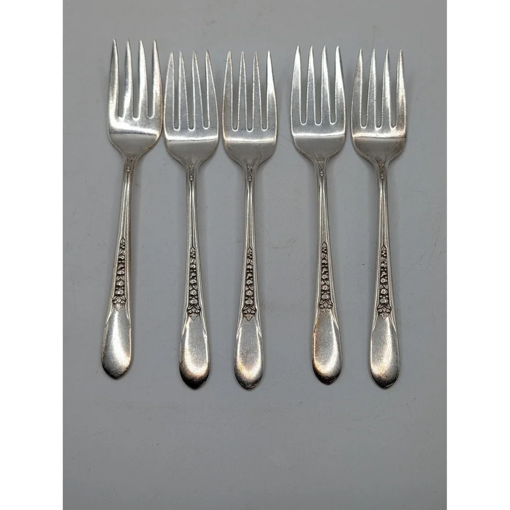 Vtg 1941 WM Rogers Priscilla Lady Ann Silverplate MCM Floral 47pc Flatware w Box